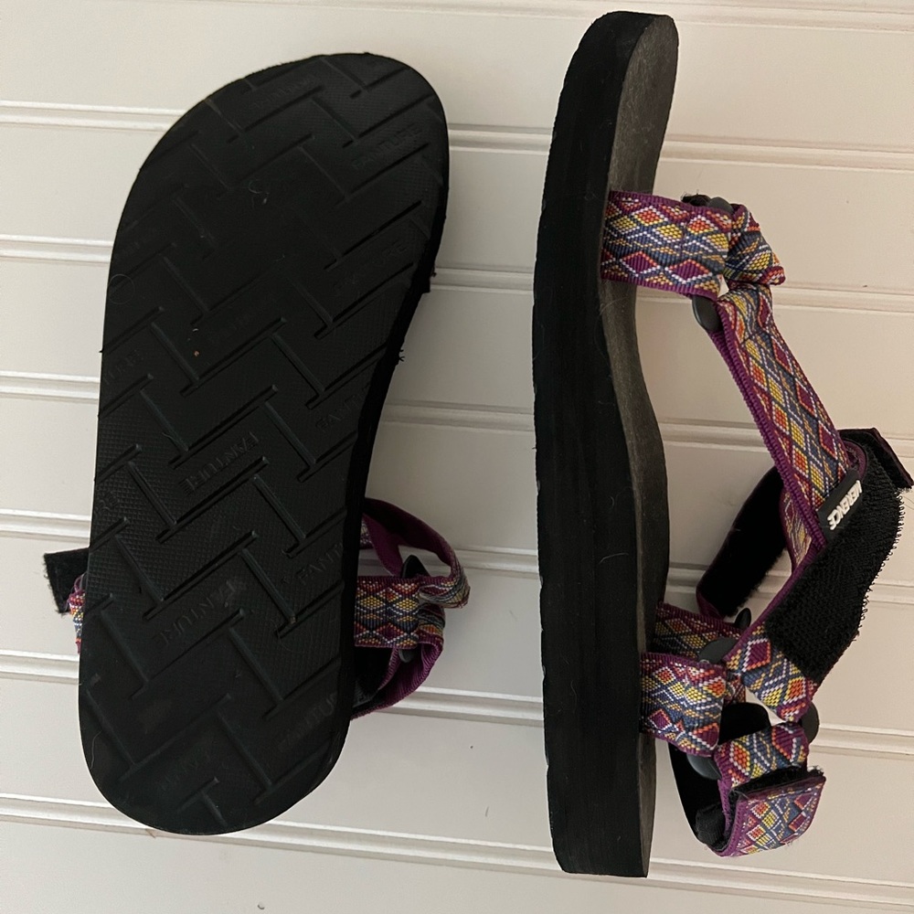 CIOR Women's Sport Sandals Hiking Sandals with Arch Support - Picture 9 of 10